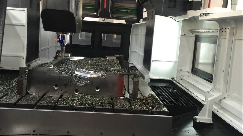 双色注塑模具定制：深圳厂家的工艺与选择要点