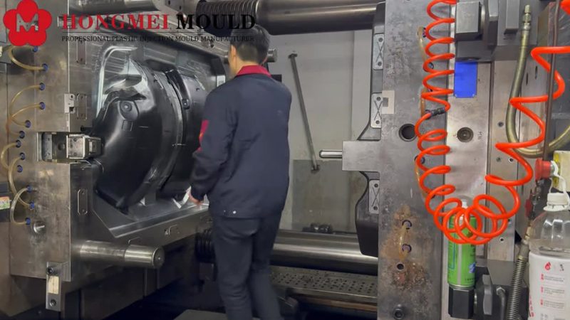 广州小型吸塑模具批发：揭秘其工艺与选型要点